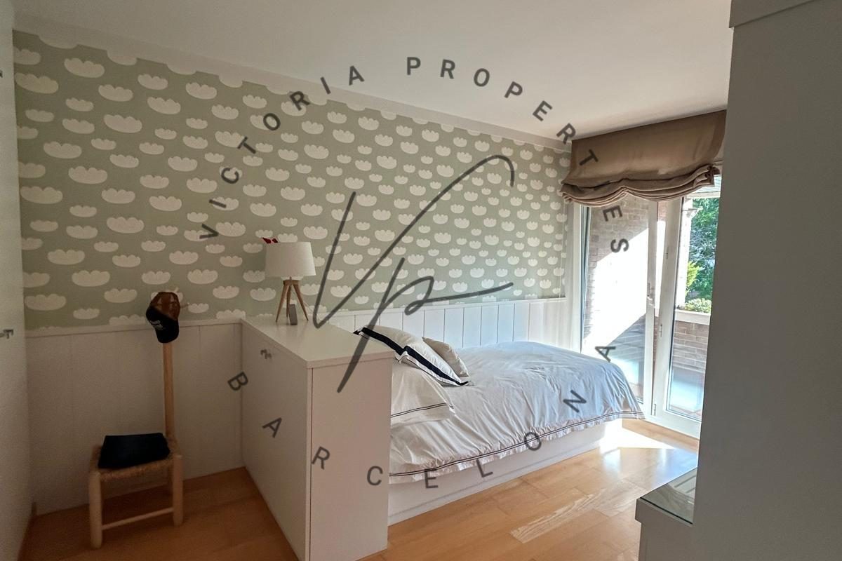 PHOTO-2025-11-04-18-07-09 7