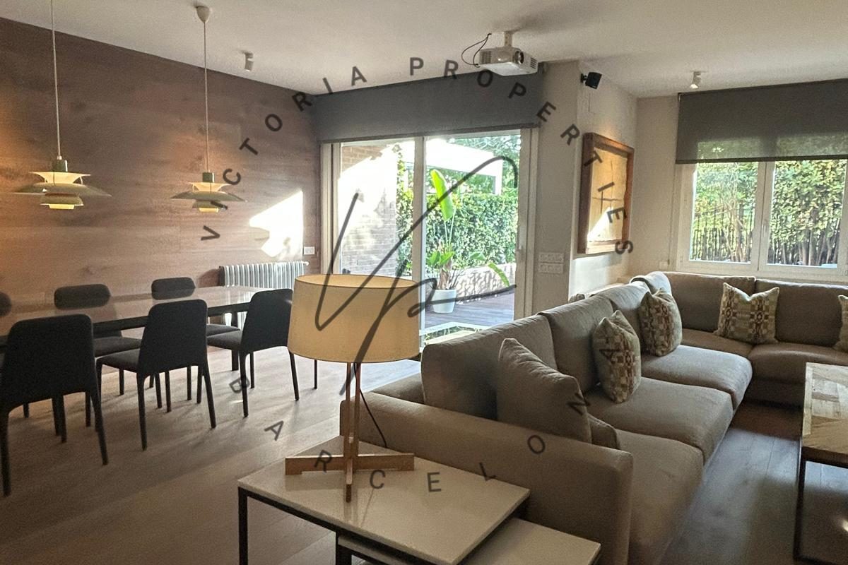 PHOTO-2025-11-04-18-07-09